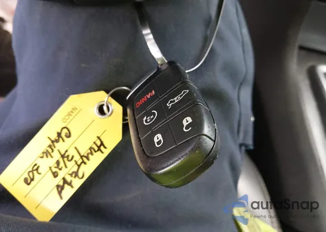 2015 Chrysler 300 300S из США, поврежденный, VIN 2C3CCABG8FH876103